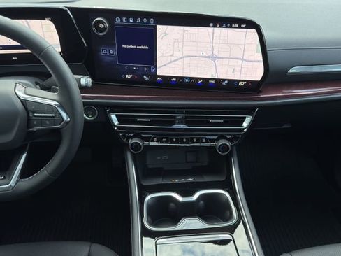 New 2026 Chevrolet Traverse Z71 image 15