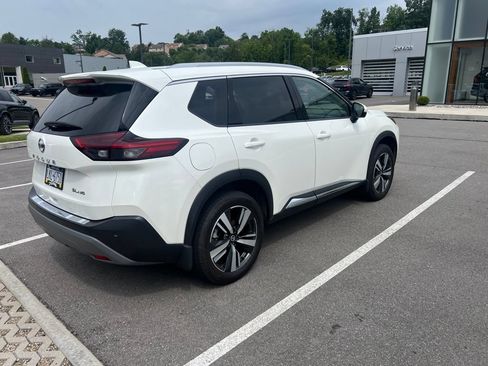Used 2021 Nissan Rogue SL AWD/4WD image 9