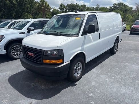 Used 2025 GMC Savana 2500 w/ Driver Convenience Package RWD image 1