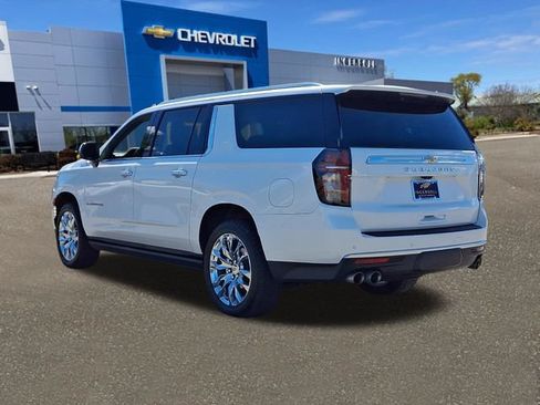 Used 2022 Chevrolet Suburban High Country w/ Max Trailering Package AWD/4WD image 23