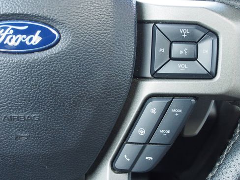 Used 2019 Ford F150 Raptor w/ Equipment Group 802A Luxury image 23