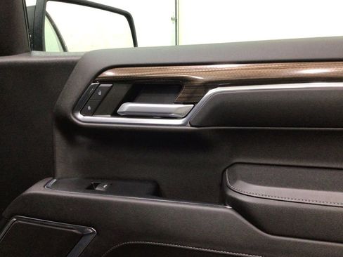 Used 2023 Chevrolet Silverado 1500 LT image 35