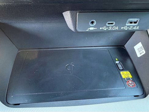 Used 2026 Subaru Forester Premium image 31