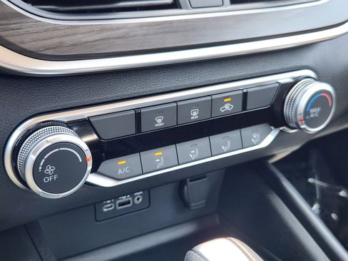 New 2025 Nissan Altima 2.5 SV image 19