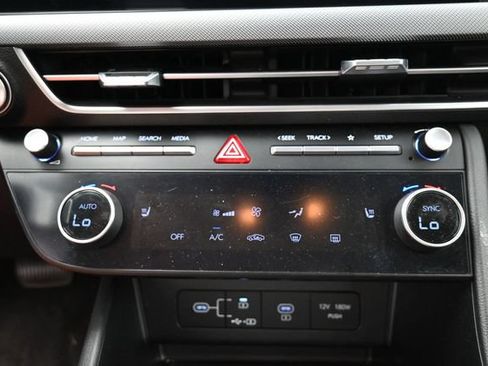 Used 2025 Hyundai Sonata SEL FWD image 24