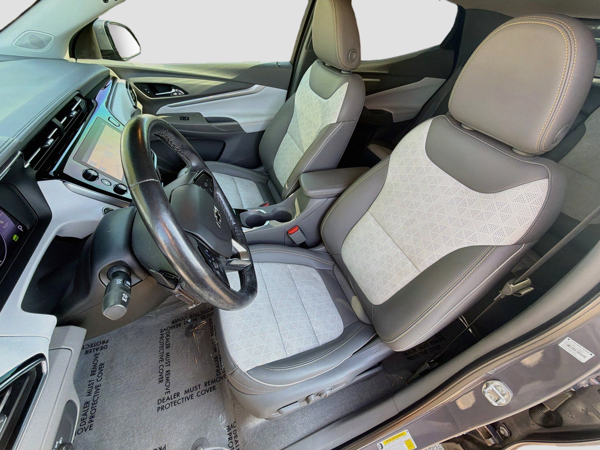 Used 2022 Chevrolet Bolt EUV Premier w/ Sun & Sound Package FWD image 9