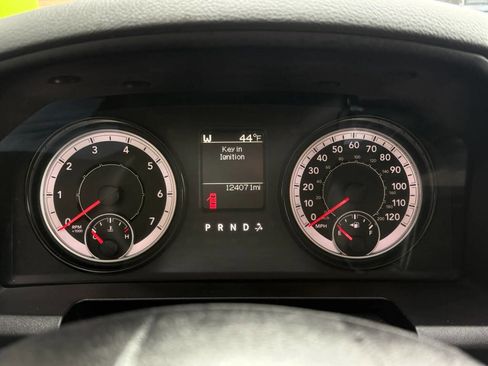 Used 2018 RAM 2500 Tradesman w/ Chrome Appearance Group image 19