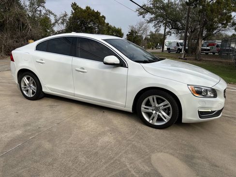 Used 2015 Volvo S60 T5 Premier Plus image 16