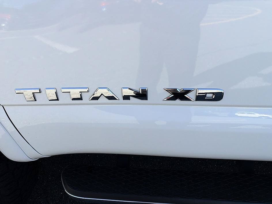 Used 2022 Nissan Titan Platinum Reserve w/ Moonroof Package AWD/4WD image 29