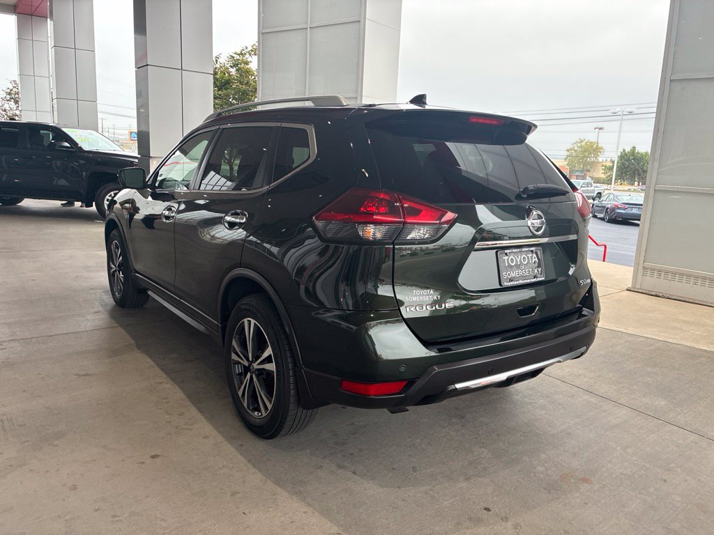 Used 2020 Nissan Rogue SV w/ Premium Package AWD/4WD image 8