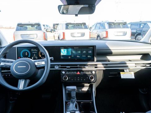 New 2026 Hyundai Tucson SEL image 16