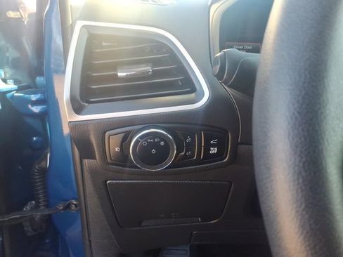 Used 2024 Ford Edge SEL w/ Convenience Package image 16