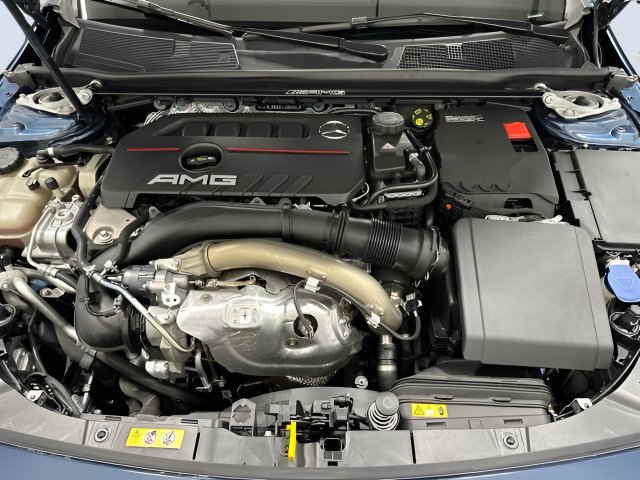 Certified 2022 Mercedes-Benz CLA 35 AMG 4MATIC image 10