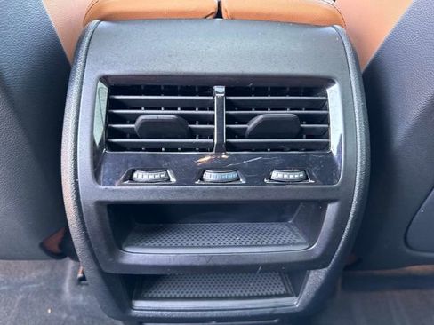 Used 2023 BMW X6 xDrive40i w/ M Sport Package AWD/4WD image 14