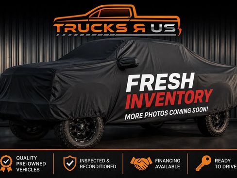 Used 2023 Ford F250 Lariat w/ Sport Appearance Package AWD/4WD image 2