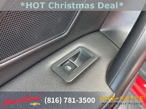 Used 2023 Volkswagen Tiguan SE image 43