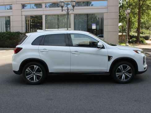 Used 2021 Mitsubishi Outlander Sport SE AWD/4WD image 6