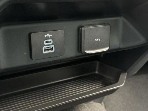 Certified 2025 Ford F250 XLT image 23