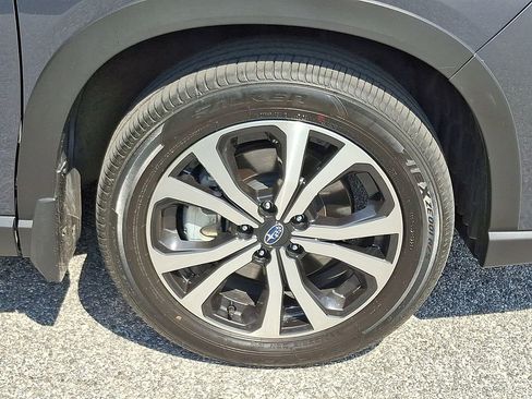 Used 2023 Subaru Forester Limited AWD/4WD image 9