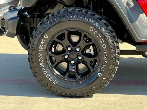 Used 2020 Jeep Wrangler Unlimited Sport AWD/4WD image 36