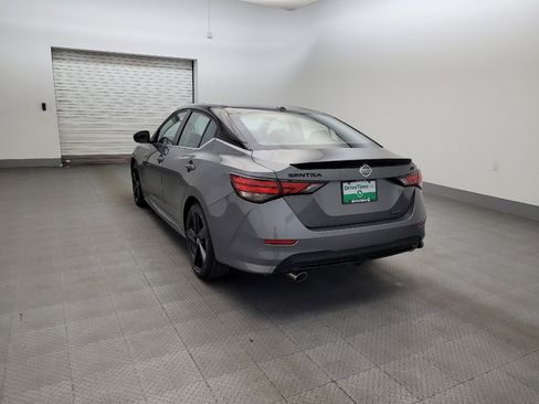 Used 2023 Nissan Sentra SR w/ Midnight Edition Package FWD image 5