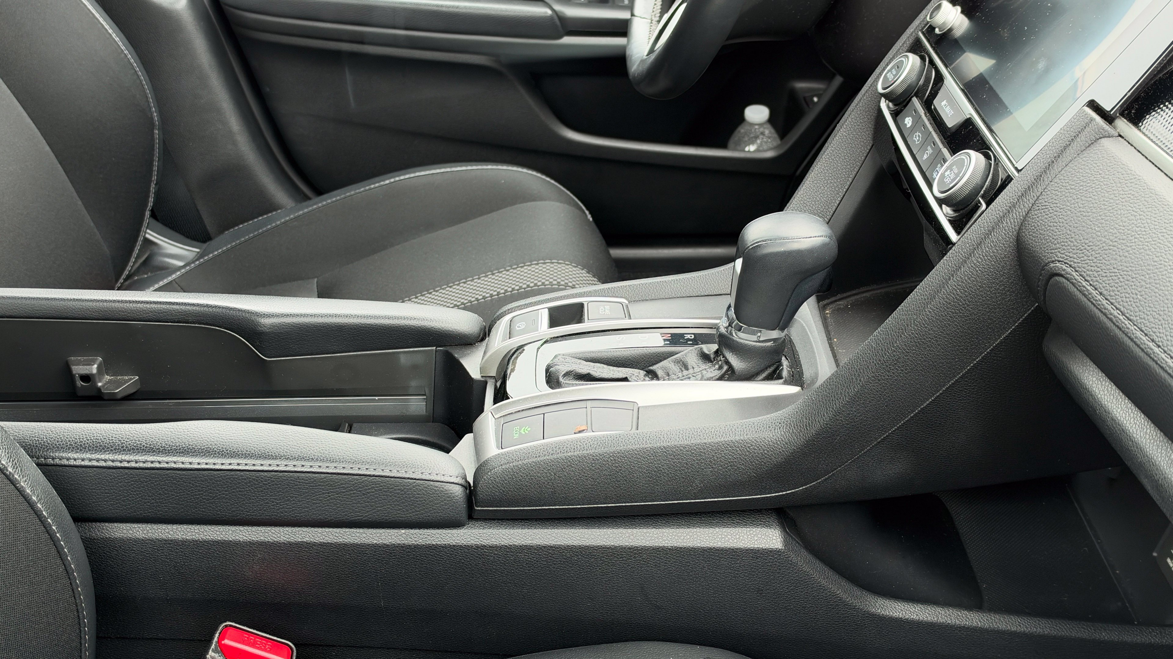 Used 2019 Honda Civic Sport image 9