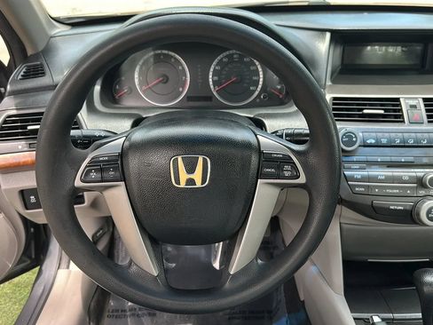 Used 2012 Honda Accord EX image 29