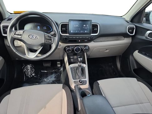 Certified 2024 Hyundai Venue SEL FWD image 13