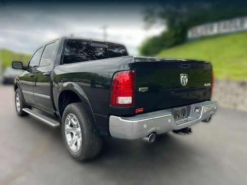 Used 2018 RAM 1500 Laramie w/ Convenience Group AWD/4WD image 6