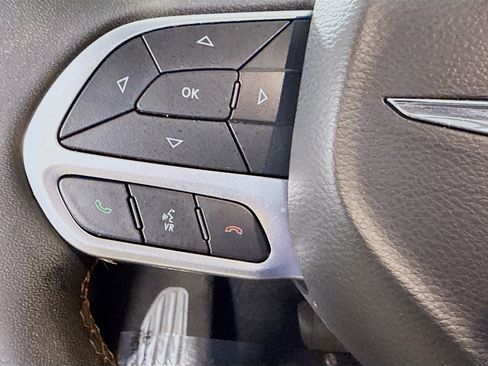 Used 2022 Chrysler Pacifica Pinnacle AWD/4WD image 14