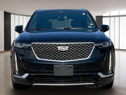 Used 2023 Cadillac XT6 Premium Luxury AWD/4WD image 3