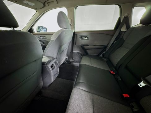 Used 2022 Nissan Rogue SV FWD image 24