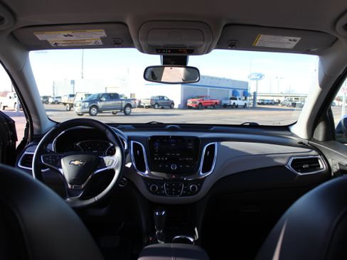 Used 2020 Chevrolet Equinox Premier image 27