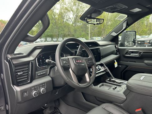 New 2026 GMC Sierra 2500 AT4 w/ AT4 Premium Plus Package AWD/4WD image 16