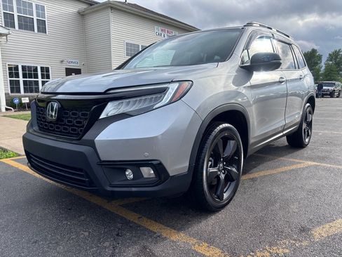 Used 2019 Honda Passport Elite image 2