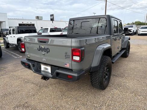 Used 2021 Jeep Gladiator Sport AWD/4WD image 6