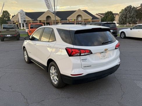 Used 2022 Chevrolet Equinox LS w/ LS Convenience Package image 8