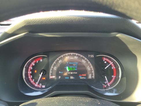 Used 2024 Toyota RAV4 LE FWD image 24