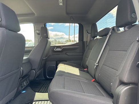 Used 2025 Chevrolet Silverado 1500 LT AWD/4WD image 18