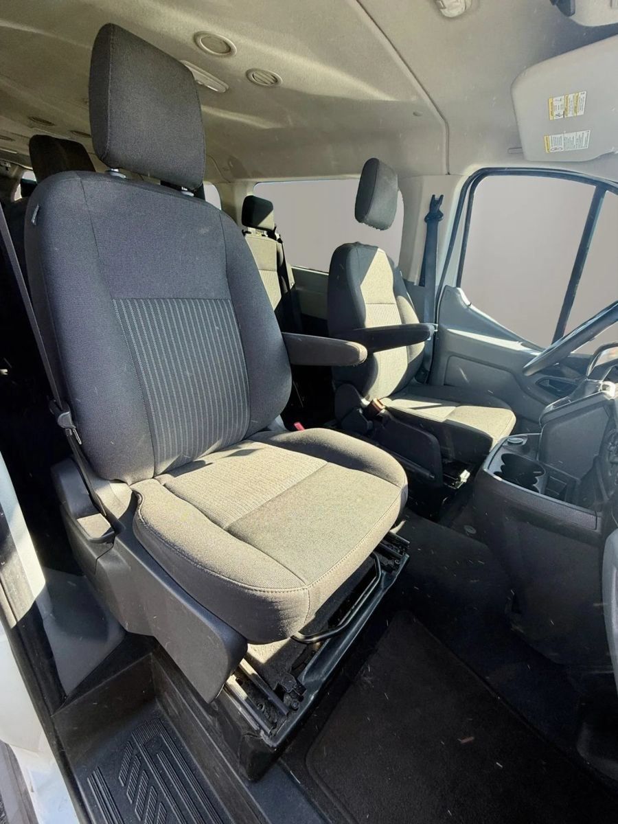 Used 2018 Ford Transit 350 XL RWD image 6