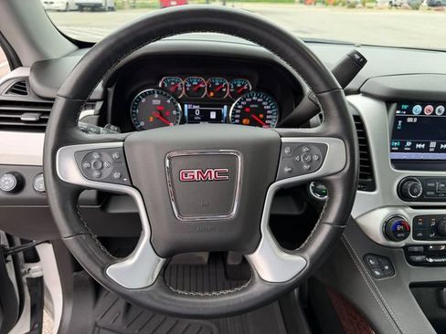 Used 2020 GMC Yukon SLT w/ Premium Edition AWD/4WD image 22