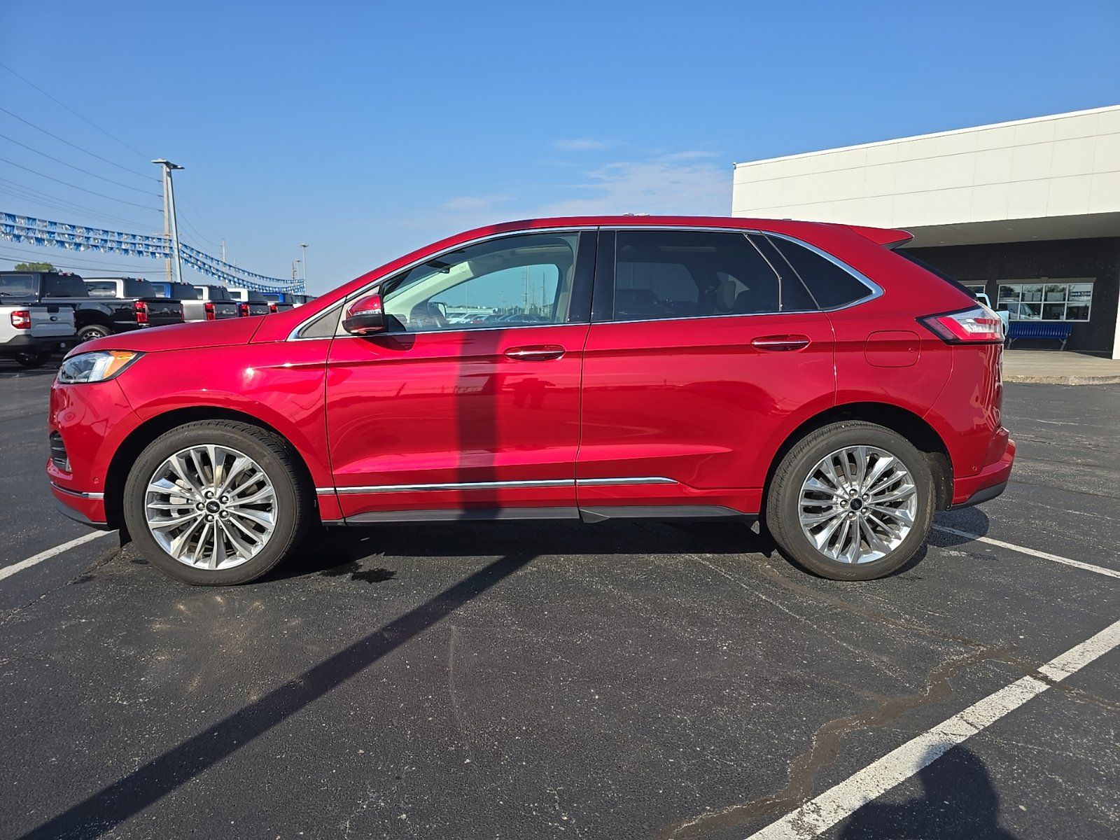 Used 2024 Ford Edge Titanium w/ Titanium Elite Package AWD/4WD image 6