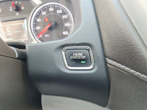 Used 2018 GMC Acadia SLT image 36