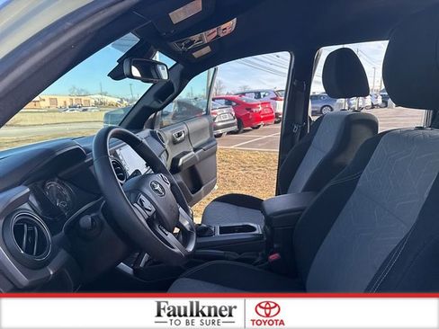 Used 2023 Toyota Tacoma image 10