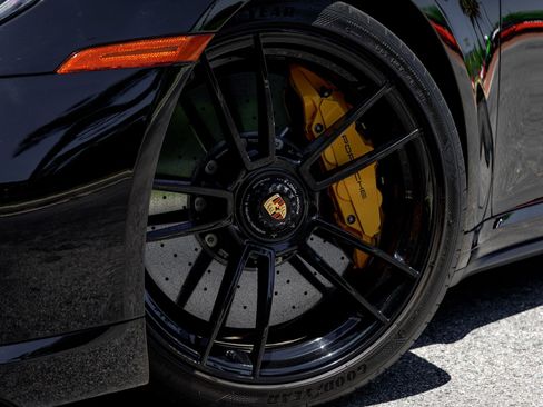 Used 2022 Porsche 911 Turbo S AWD/4WD image 43