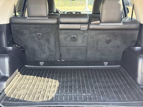 Used 2019 Toyota 4Runner SR5 Premium AWD/4WD image 18