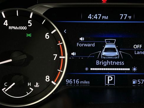 Used 2025 Nissan Altima 2.5 SR image 18