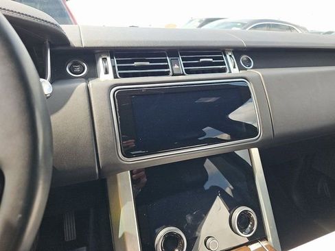 Used 2020 Land Rover Range Rover HSE image 6