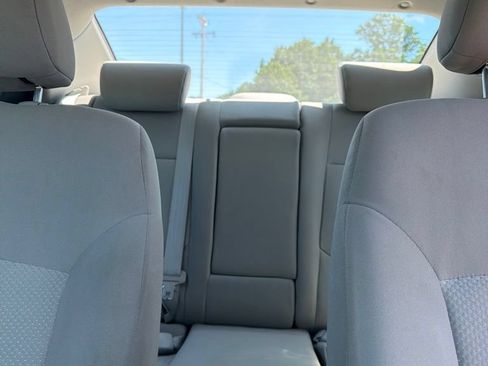 Used 2012 Kia Forte EX FWD image 17