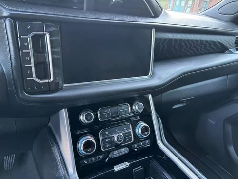 Used 2021 GMC Yukon Denali image 12